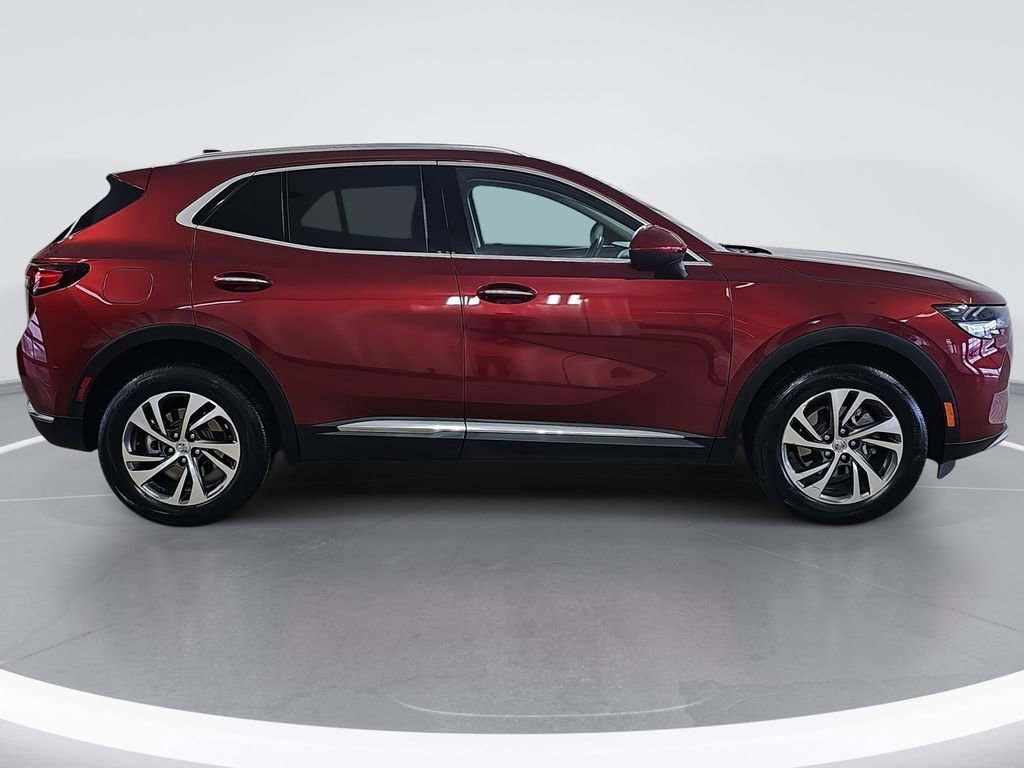 Used 2023 Buick Envision Essence image 2