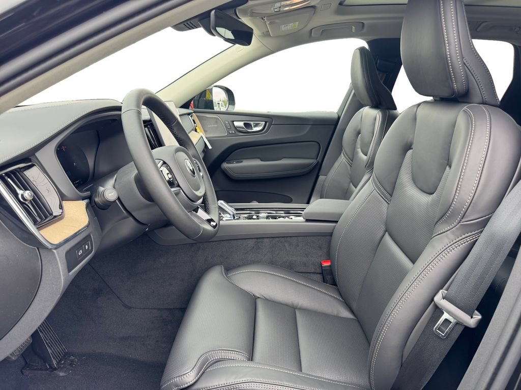 New 2026 Volvo XC60 T8 Ultra w/ Protection Package Premier AWD/4WD image 11