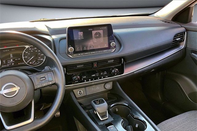 Certified 2023 Nissan Rogue SV image 9