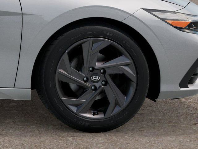 Used 2026 Hyundai Elantra Sport FWD image 8