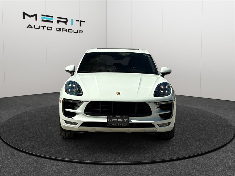Used 2018 Porsche Macan GTS AWD/4WD image 3