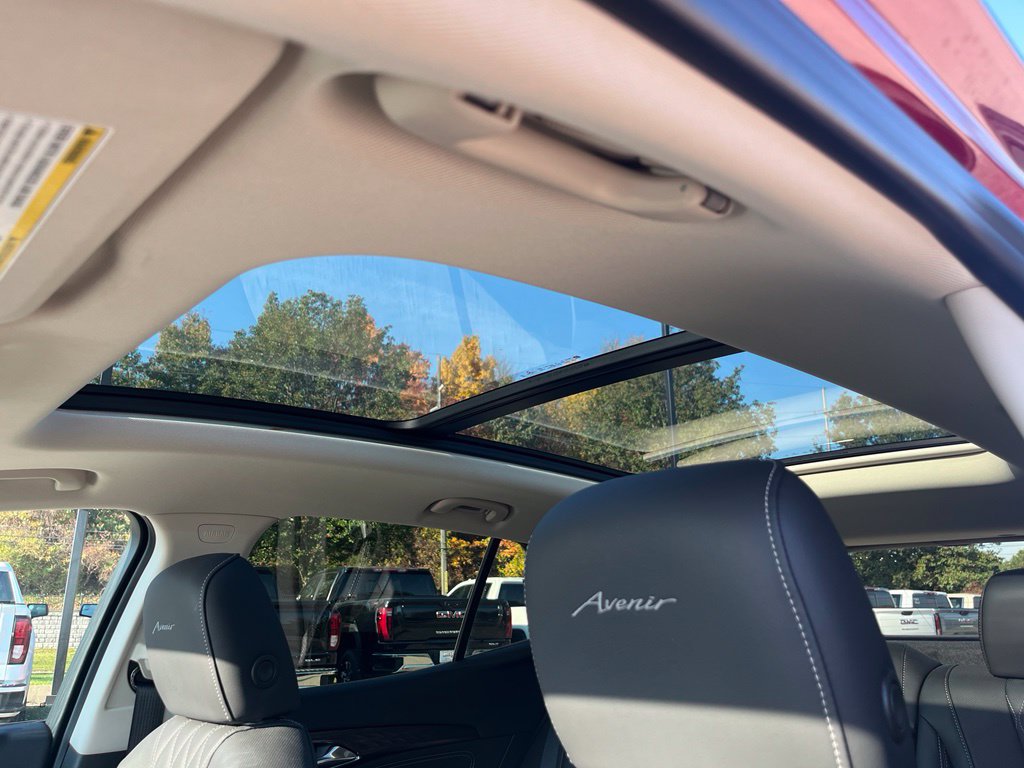Used 2023 Buick Envision Avenir AWD/4WD image 19