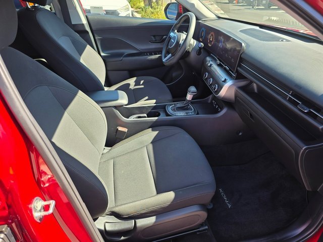 Certified 2024 Hyundai Kona SE image 10