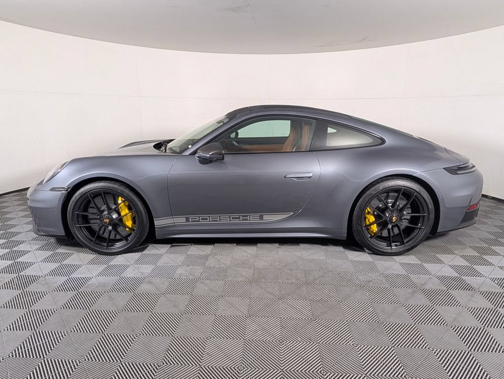 Certified 2025 Porsche 911 Carrera 4 GTS AWD/4WD image 2