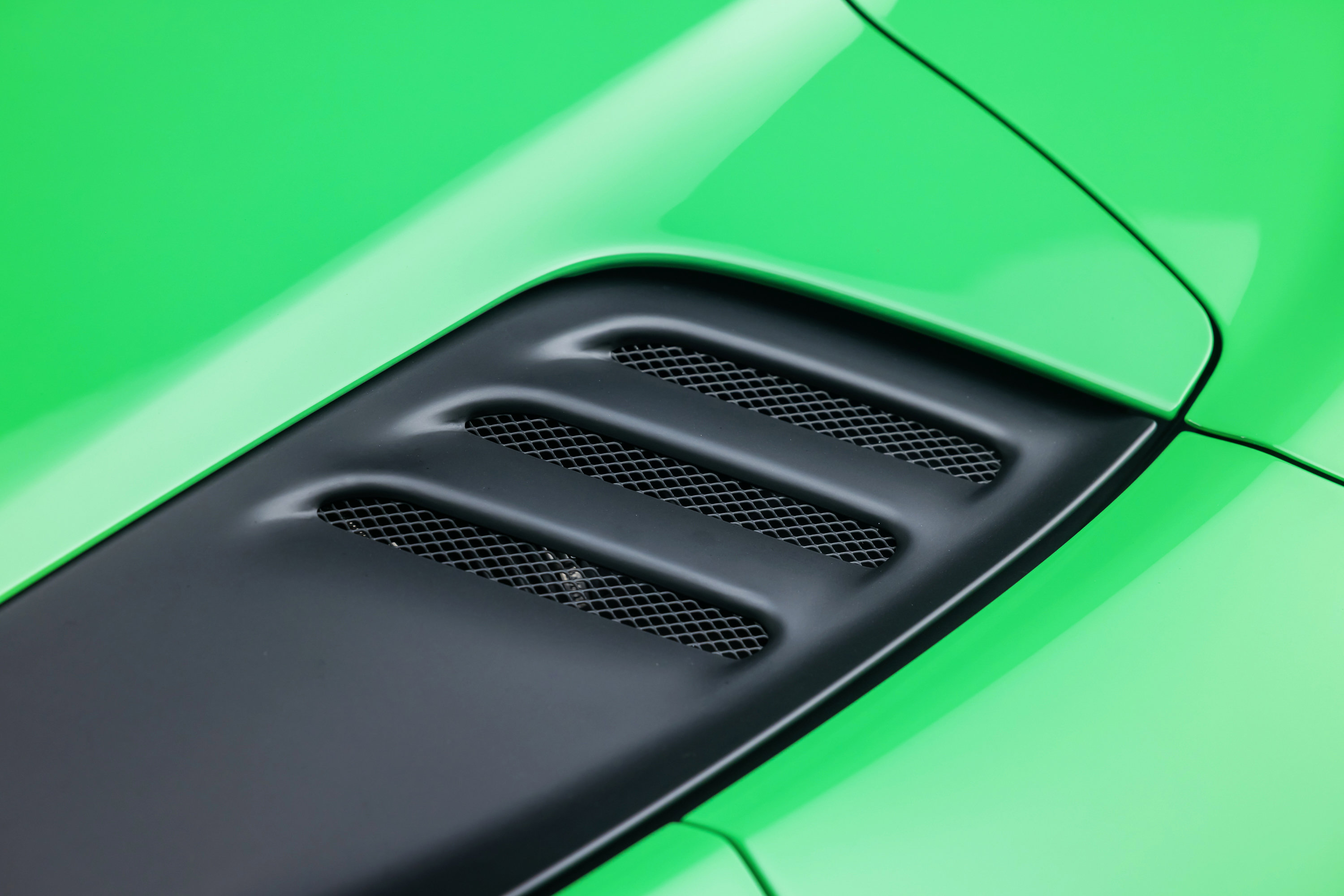 Certified 2023 Ferrari F8 Tributo RWD image 35