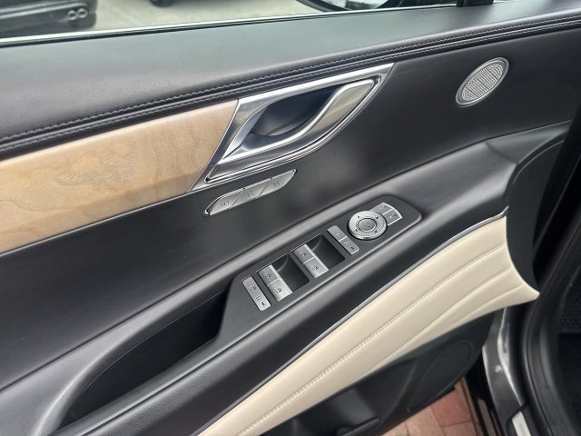 Used 2024 Genesis GV80 2.5T AWD/4WD image 11