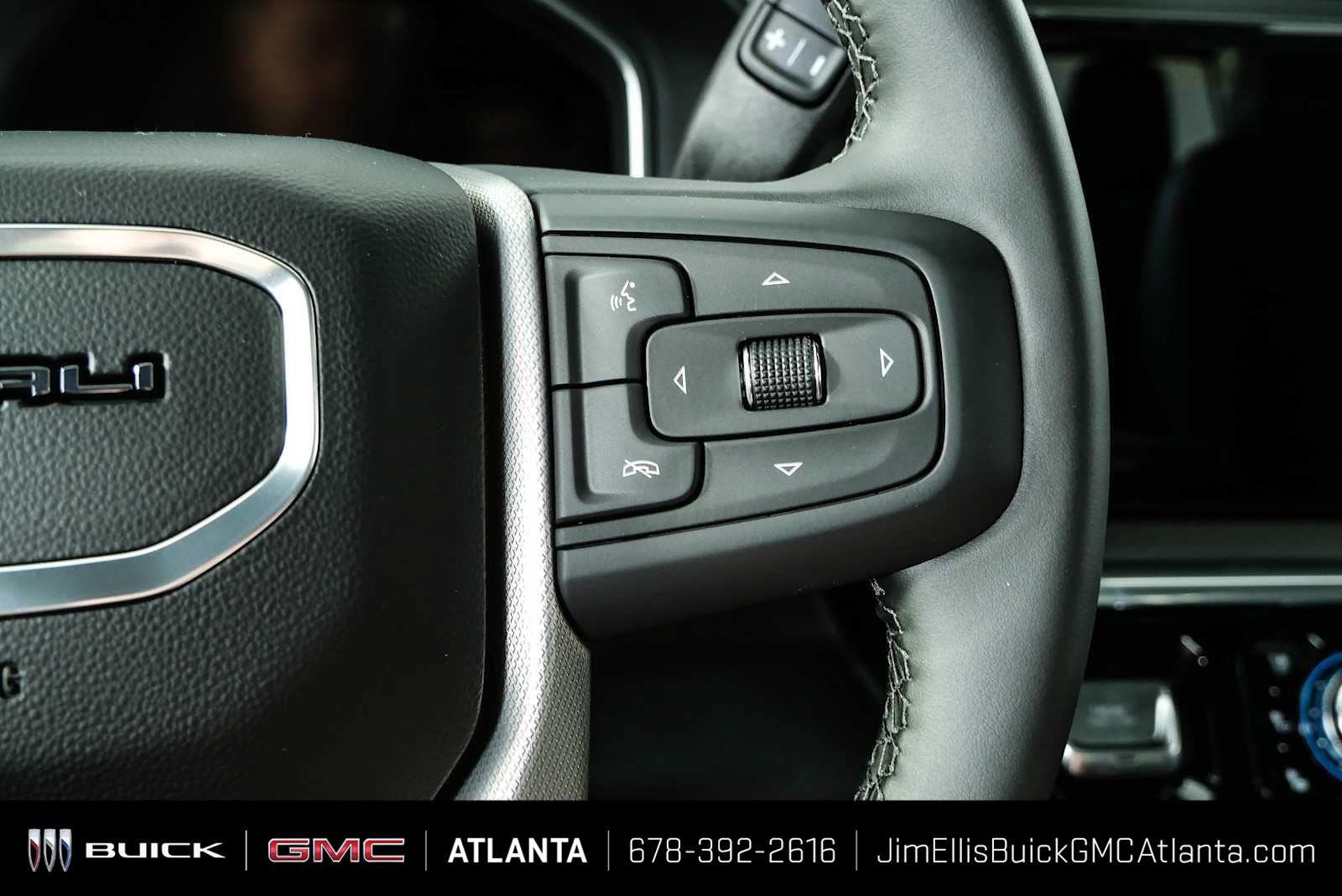 New 2026 GMC Sierra 2500 Denali w/ Denali Reserve Package AWD/4WD image 13