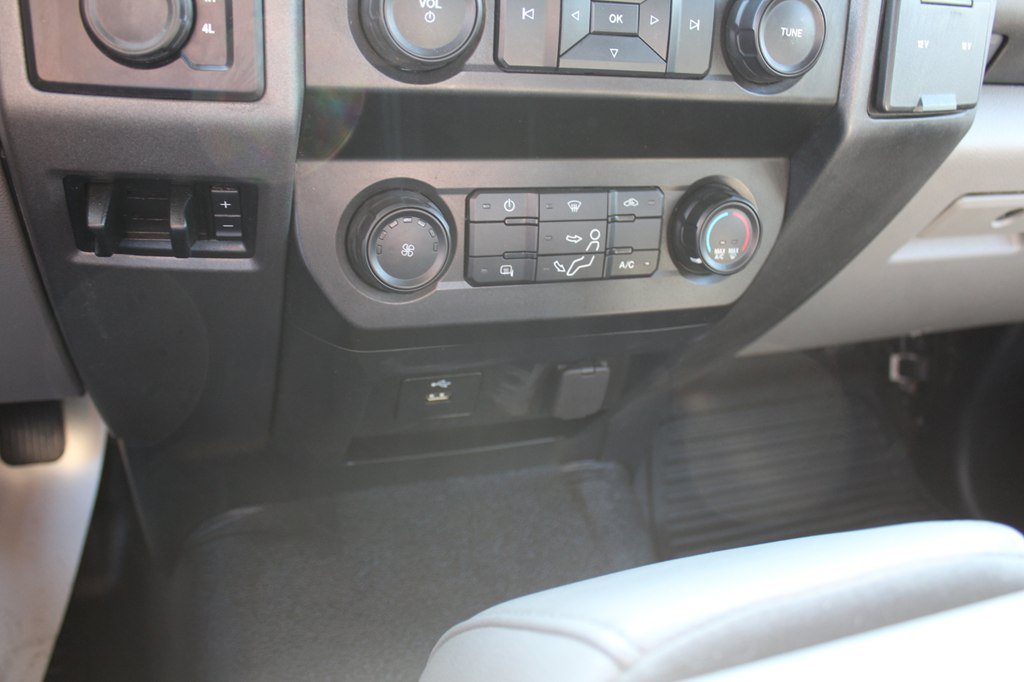 Used 2021 Ford F350 XL w/ Power Equipment Group AWD/4WD image 16
