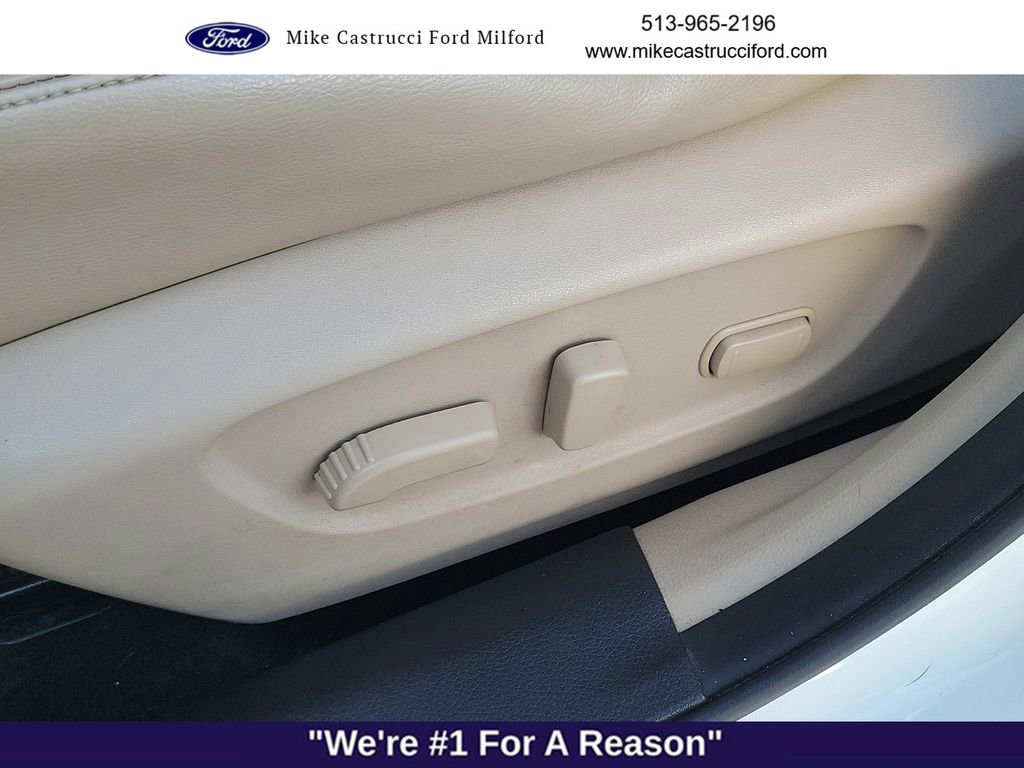 Used 2018 Nissan Rogue SL w/ Premium Package image 23