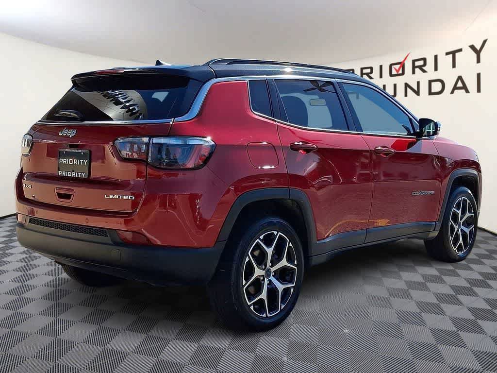Used 2025 Jeep Compass Limited AWD/4WD image 4