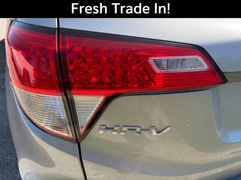 Used 2022 Honda HR-V EX-L image 11