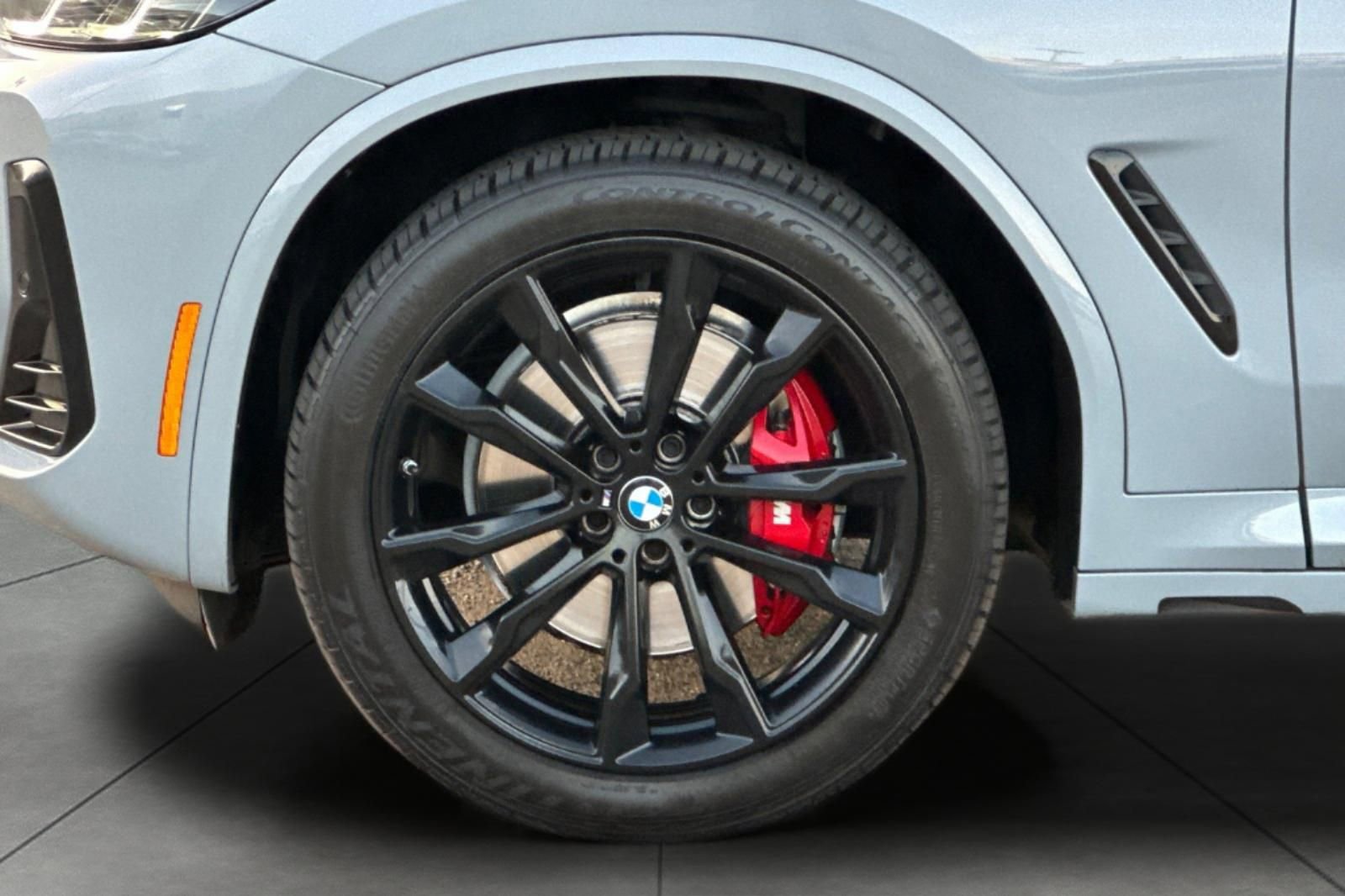 Used 2024 BMW X4 M40i image 4