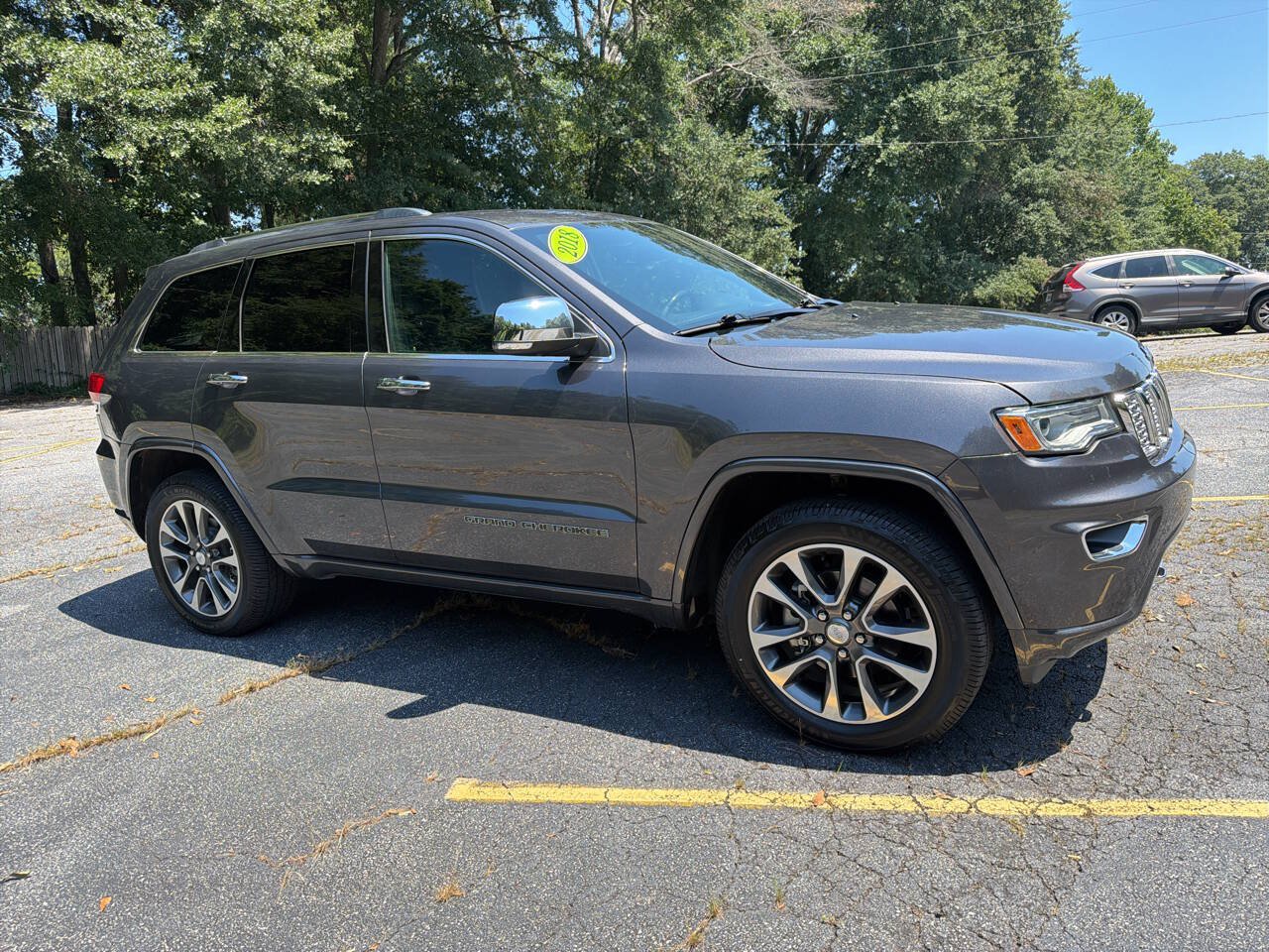 Used 2018 Jeep Grand Cherokee Overland AWD/4WD image 32