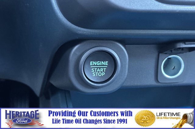 New 2025 Ford Maverick XLT image 18