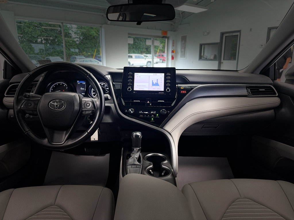 Used 2023 Toyota Camry SE FWD image 20