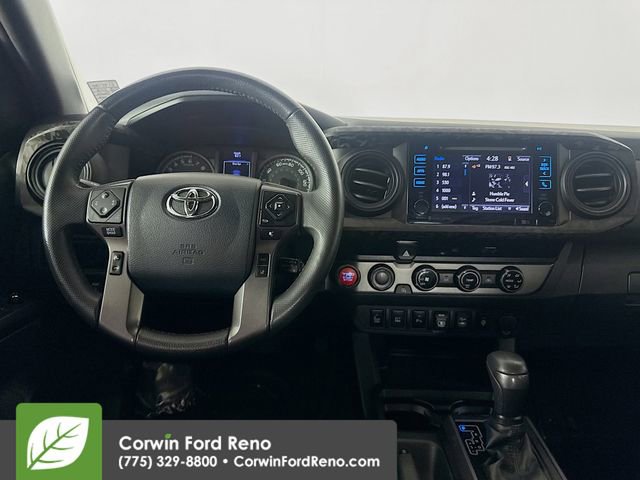 Used 2018 Toyota Tacoma TRD Off-Road w/ Technology Package image 20
