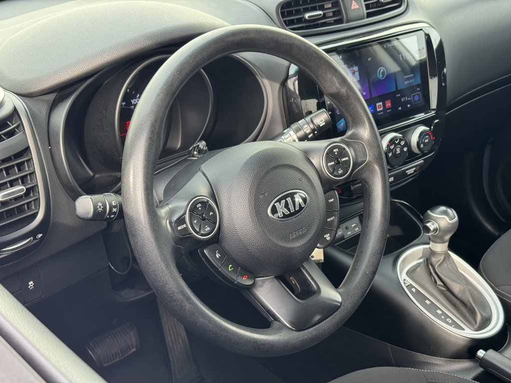 Used 2015 Kia Soul image 17