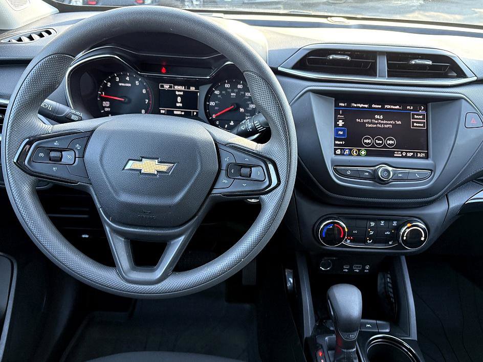 Used 2023 Chevrolet TrailBlazer LT image 15