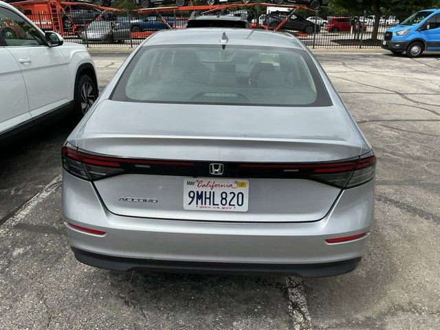 Used 2024 Honda Accord EX image 5