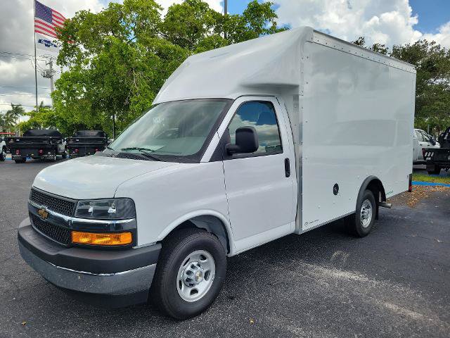 New 2025 Chevrolet Express 3500 w/ Power Convenience Package RWD image 2
