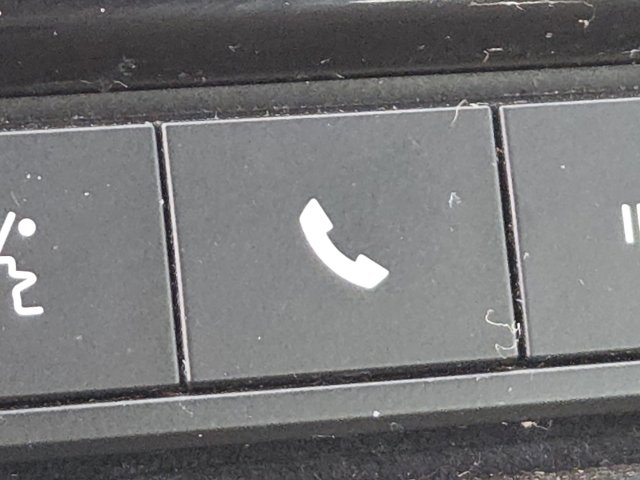 Used 2013 Chrysler 200 Limited image 3