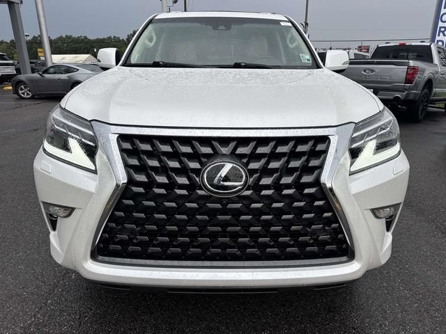 Used 2023 Lexus GX 460 Luxury w/ Accessory Package AWD/4WD image 2