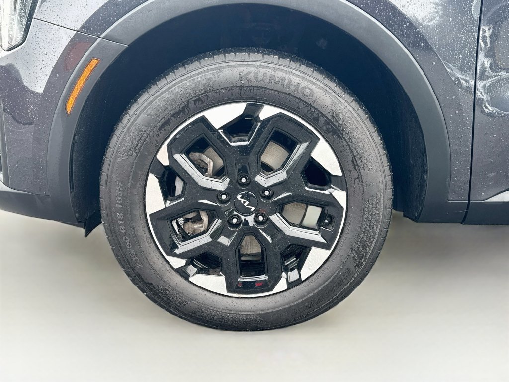 Certified 2025 Kia Sorento S AWD/4WD image 31