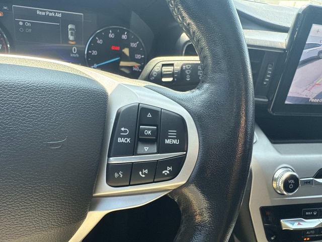 Used 2023 Ford Explorer XLT w/ Equipment Group 202A AWD/4WD image 33