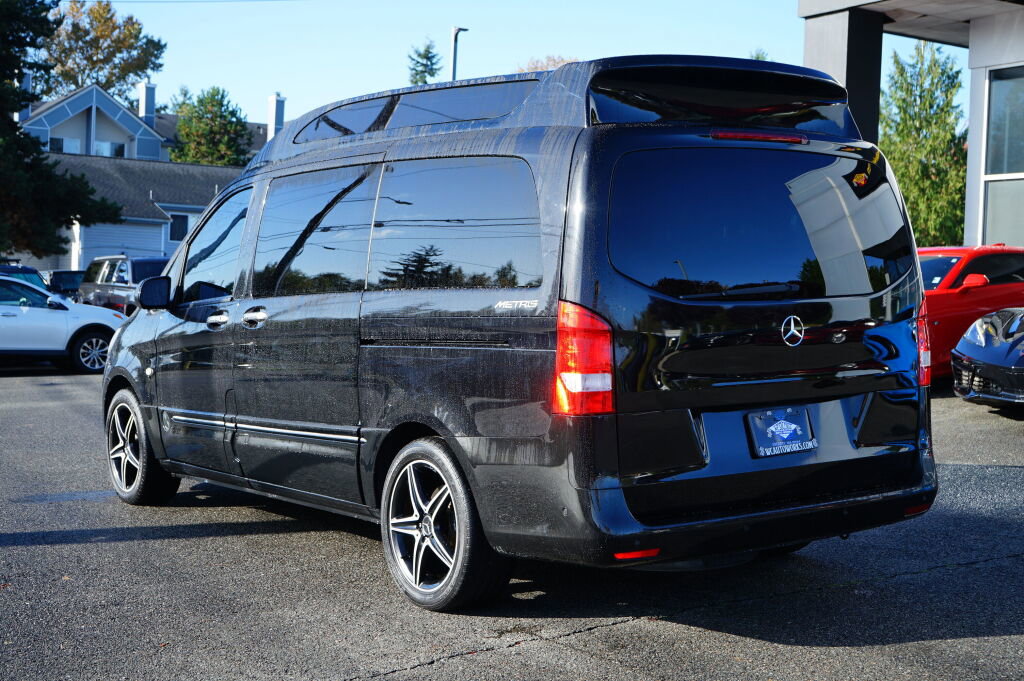 Used 2016 Mercedes-Benz Metris Passenger image 3