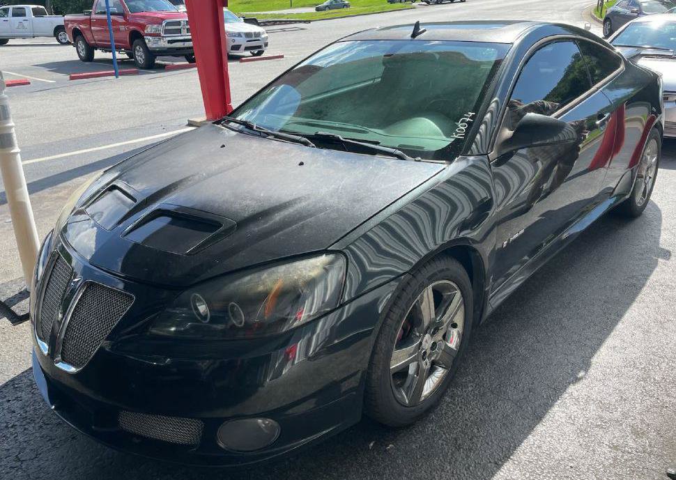 Used 2008 Pontiac G6 GXP w/ Sun And Sound Package FWD image 1
