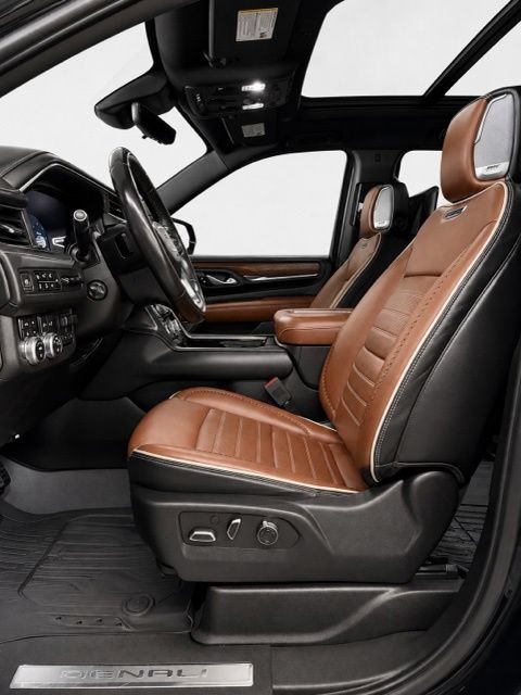 Used 2023 GMC Yukon XL Denali Ultimate w/ LPO, Floor Liner Package AWD/4WD image 14