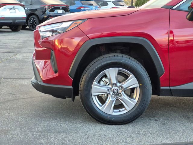 Used 2025 Toyota RAV4 XLE image 23