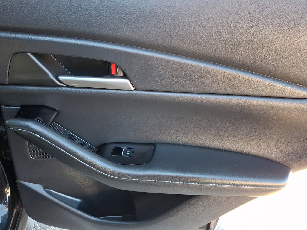 Used 2024 MAZDA CX-30 AWD 2.5 S w/ Select Sport Pkg image 14