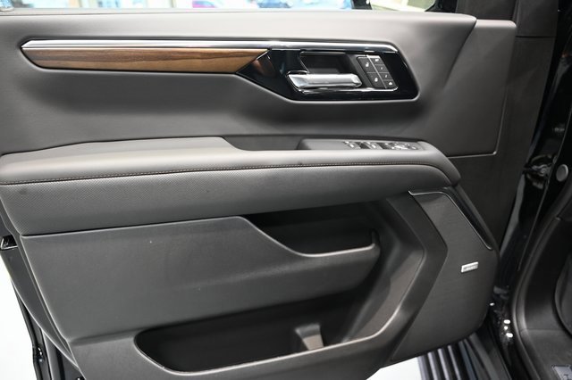 New 2026 Chevrolet Suburban High Country image 29
