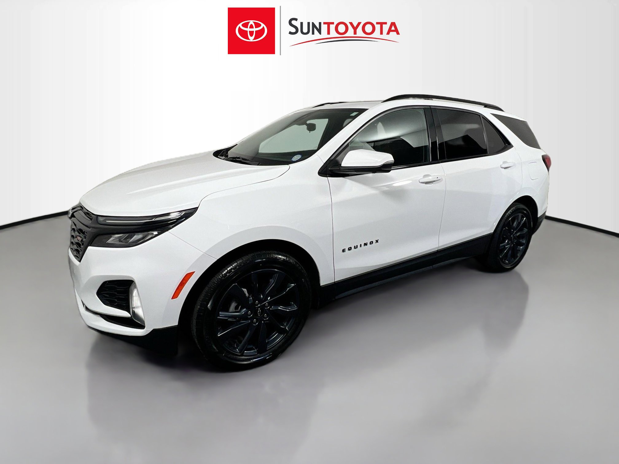 Used 2024 Chevrolet Equinox RS w/ RS Leather Package FWD image 9