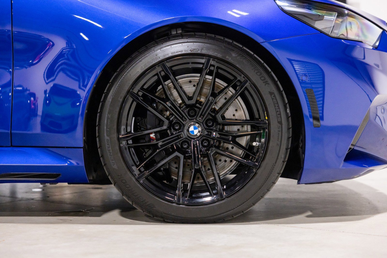 Used 2025 BMW M5 w/ Executive Package image 23