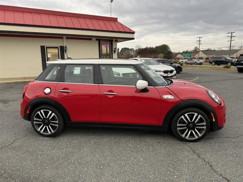 Used 2021 MINI Cooper S image 4