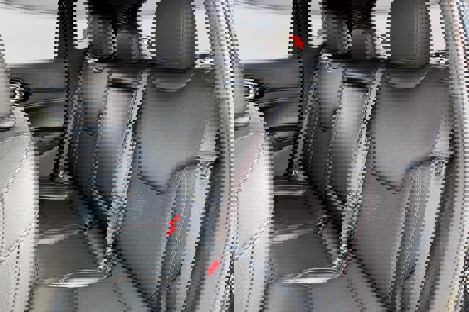 Used 2024 Jeep Compass Trailhawk image 11