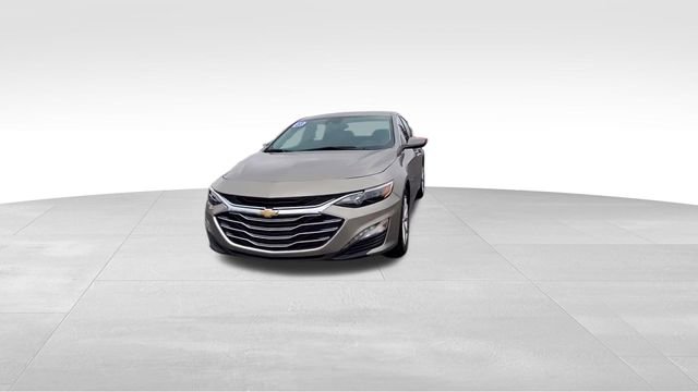 Used 2023 Chevrolet Malibu LT image 3