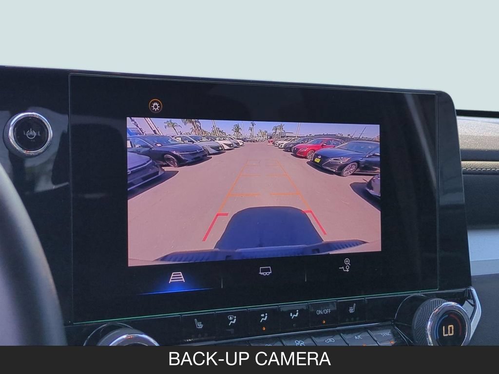 Used 2024 Chevrolet Colorado LT w/ LT Convenience Package II RWD image 21
