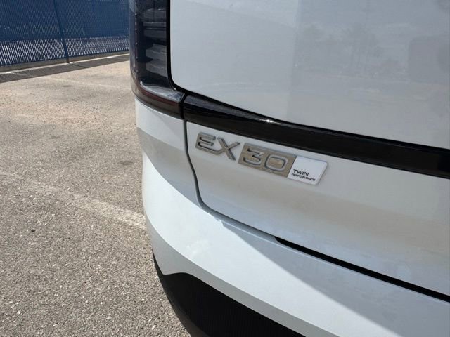 New 2025 Volvo EX30 Plus w/ Protection Package Premier image 4