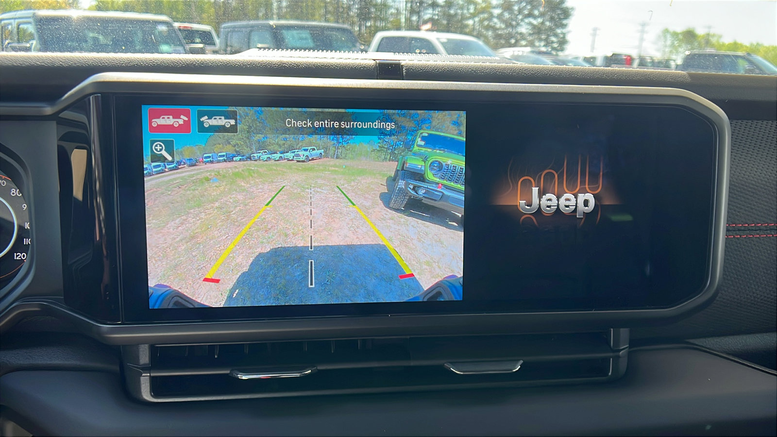 New 2025 Jeep Gladiator Rubicon image 25