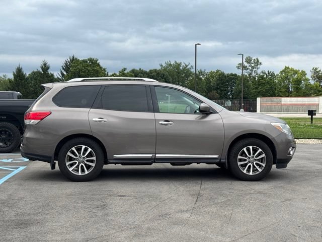 Used 2014 Nissan Pathfinder SL w/ SL Premium Package AWD/4WD image 8