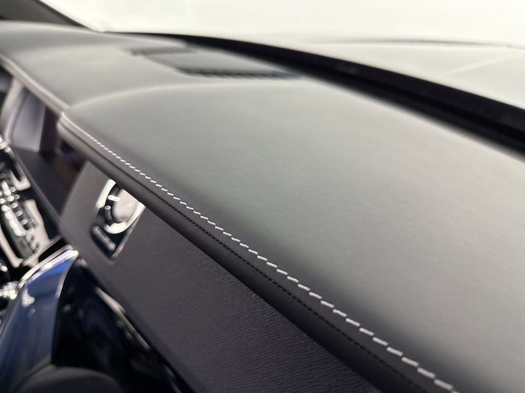 Used 2020 Rolls-Royce Cullinan AWD/4WD image 73