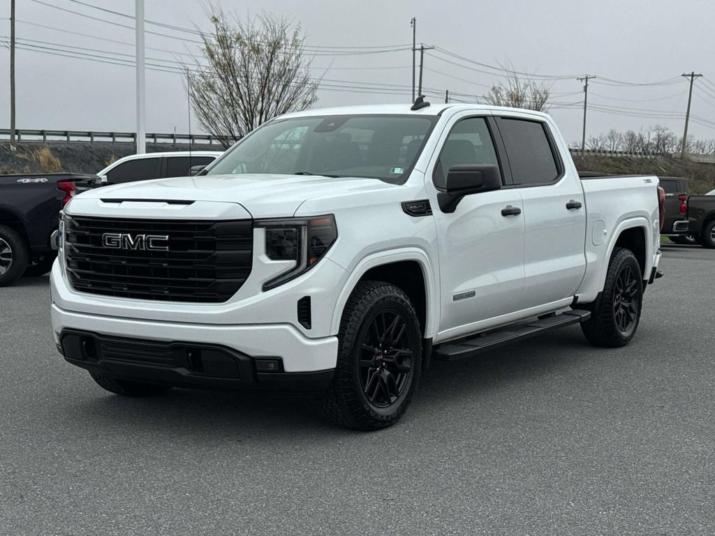 Used 2024 GMC Sierra 1500 Elevation w/ LPO, Elevation Black Package AWD/4WD image 27