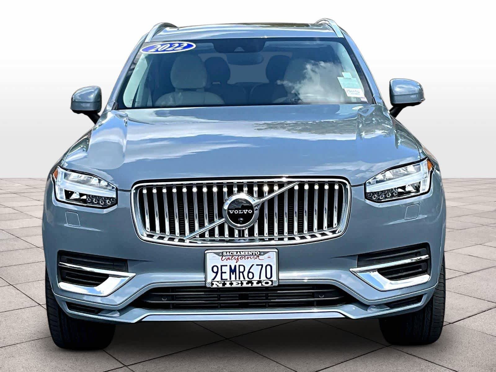 Used 2022 Volvo XC90 T8 Inscription w/ Advanced Package AWD/4WD image 3
