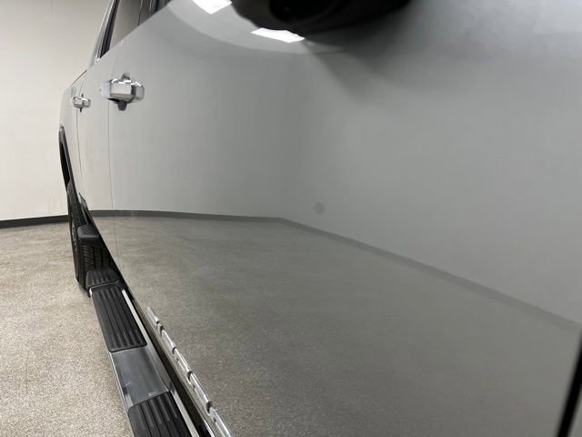 Used 2025 GMC Sierra 3500 SLT w/ SLT Premium Package image 16