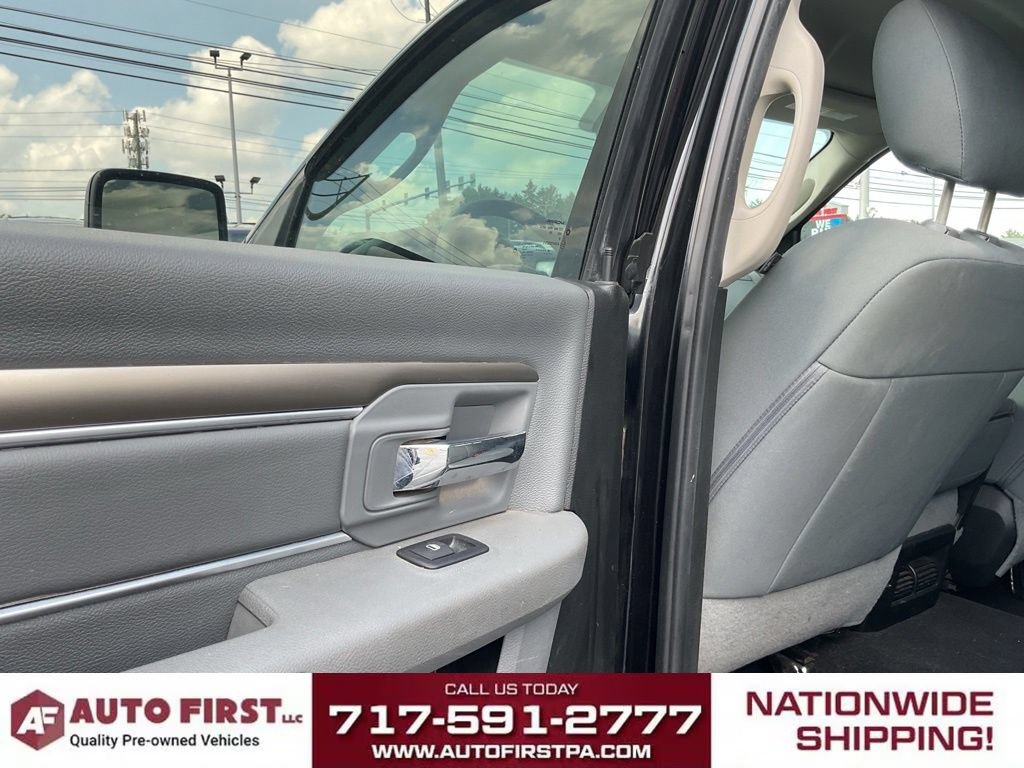 Used 2019 RAM 1500 Classic SLT AWD/4WD image 8