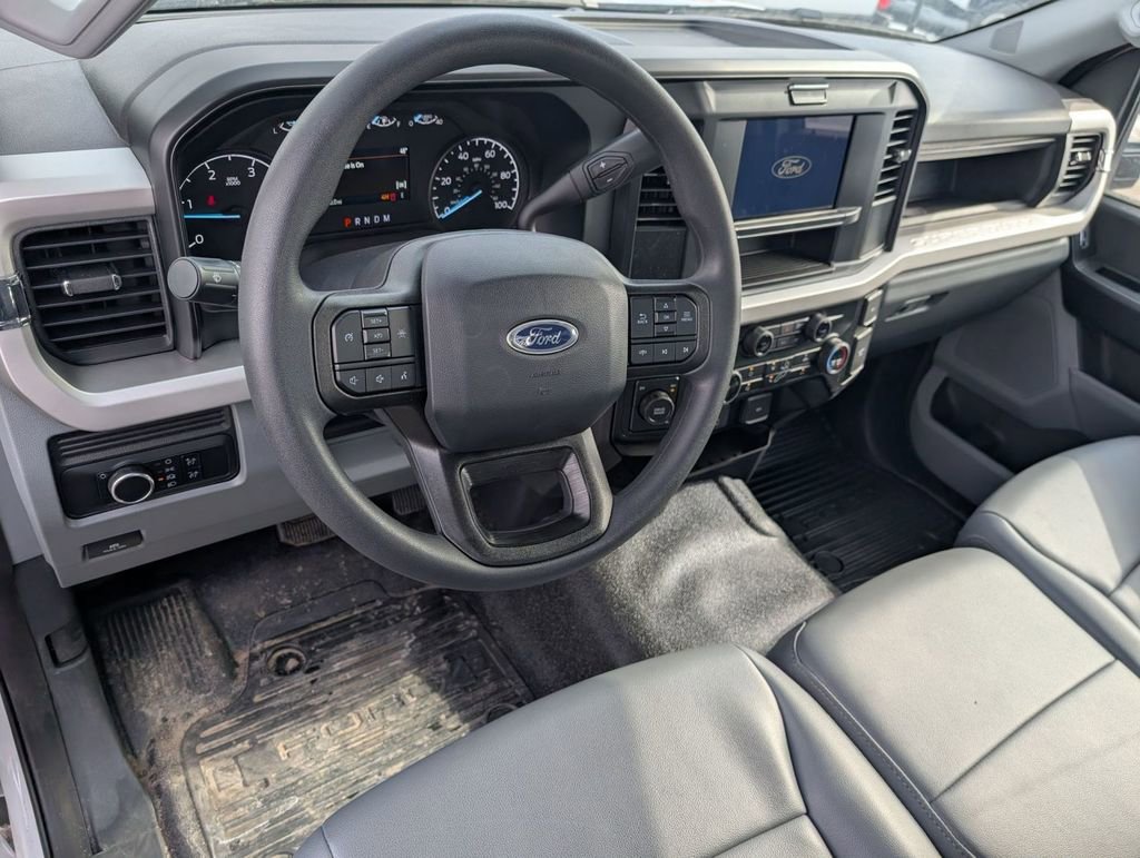 New 2025 Ford F550 4x4 Regular Cab Super Duty image 20