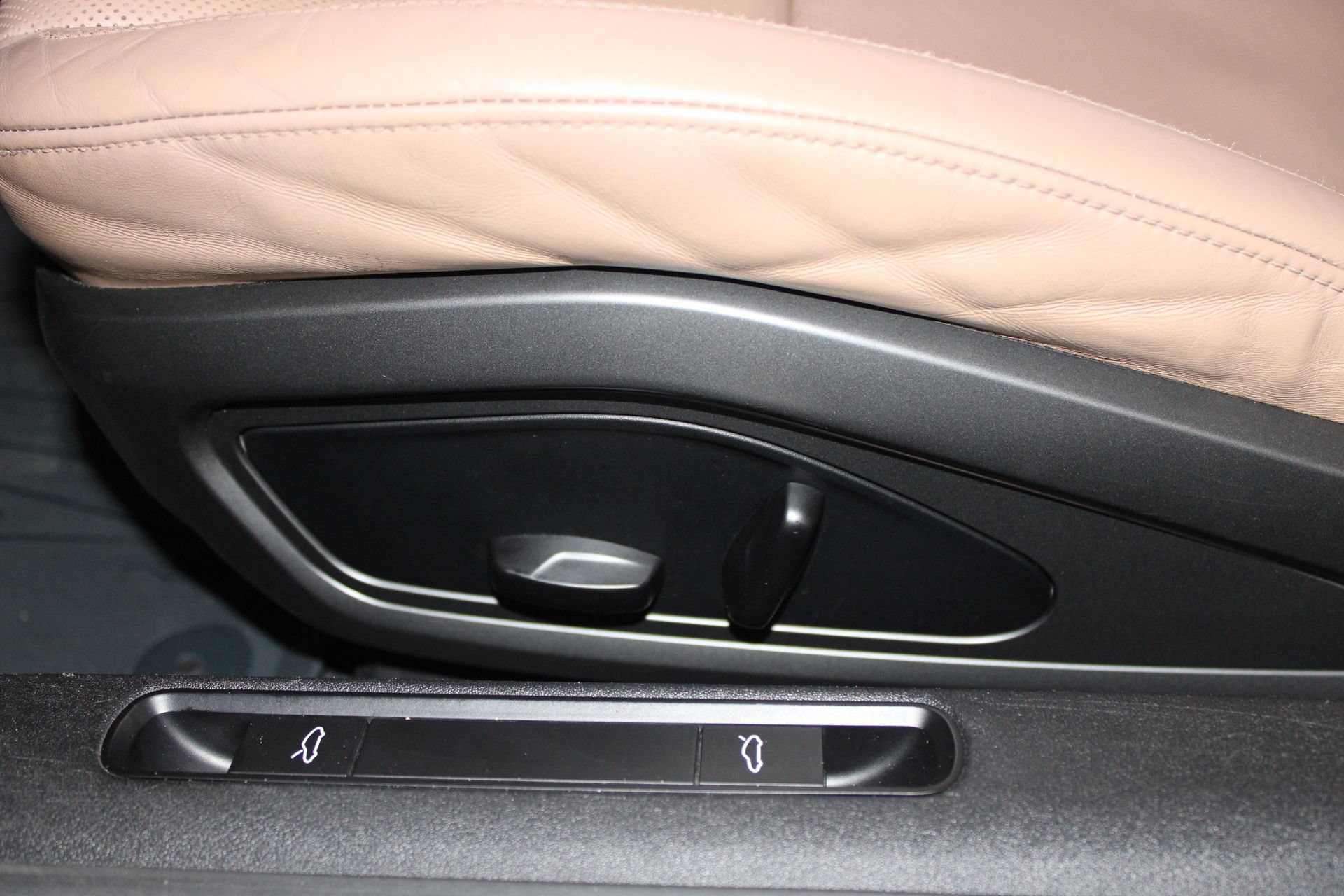 Used 2020 Porsche 911 Carrera S RWD image 22
